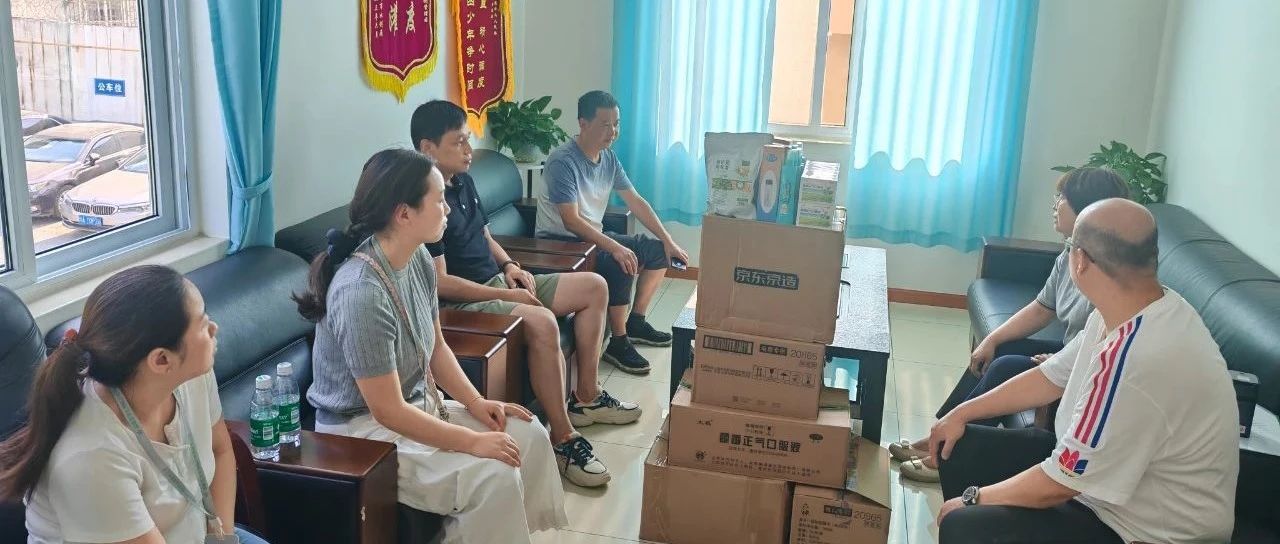 酷暑下的清涼守護(hù) | 亞中生物「護(hù)渠行動(dòng)」暖心開啟